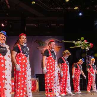 Weiberfastnacht: Mädels feierten den Karneval beim BKC - Fotobrb: Faszination Fotografie aus Brandenburg an der Havel Die Senatoren des BKC brachten mit ihrer „Kölschen Party“ ein Stück rheinische Lebensfreude direkt an die Havel