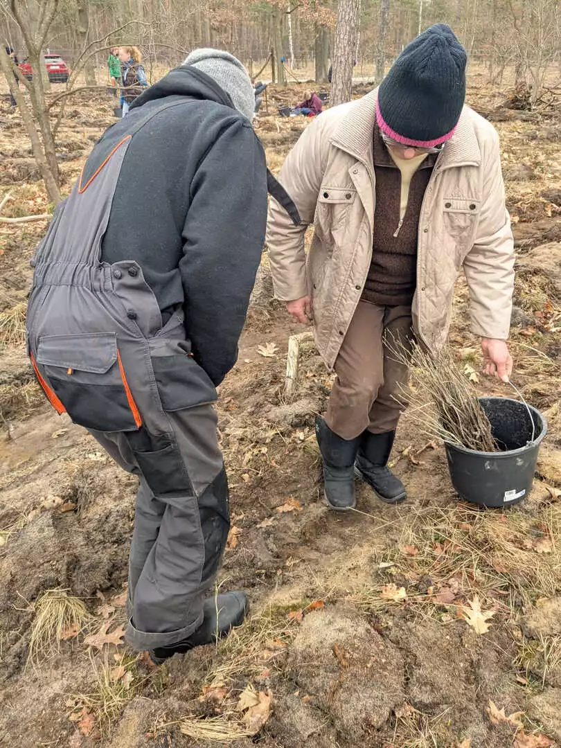 Pflanzaktion EKMB Jugend3 Thomas Meier