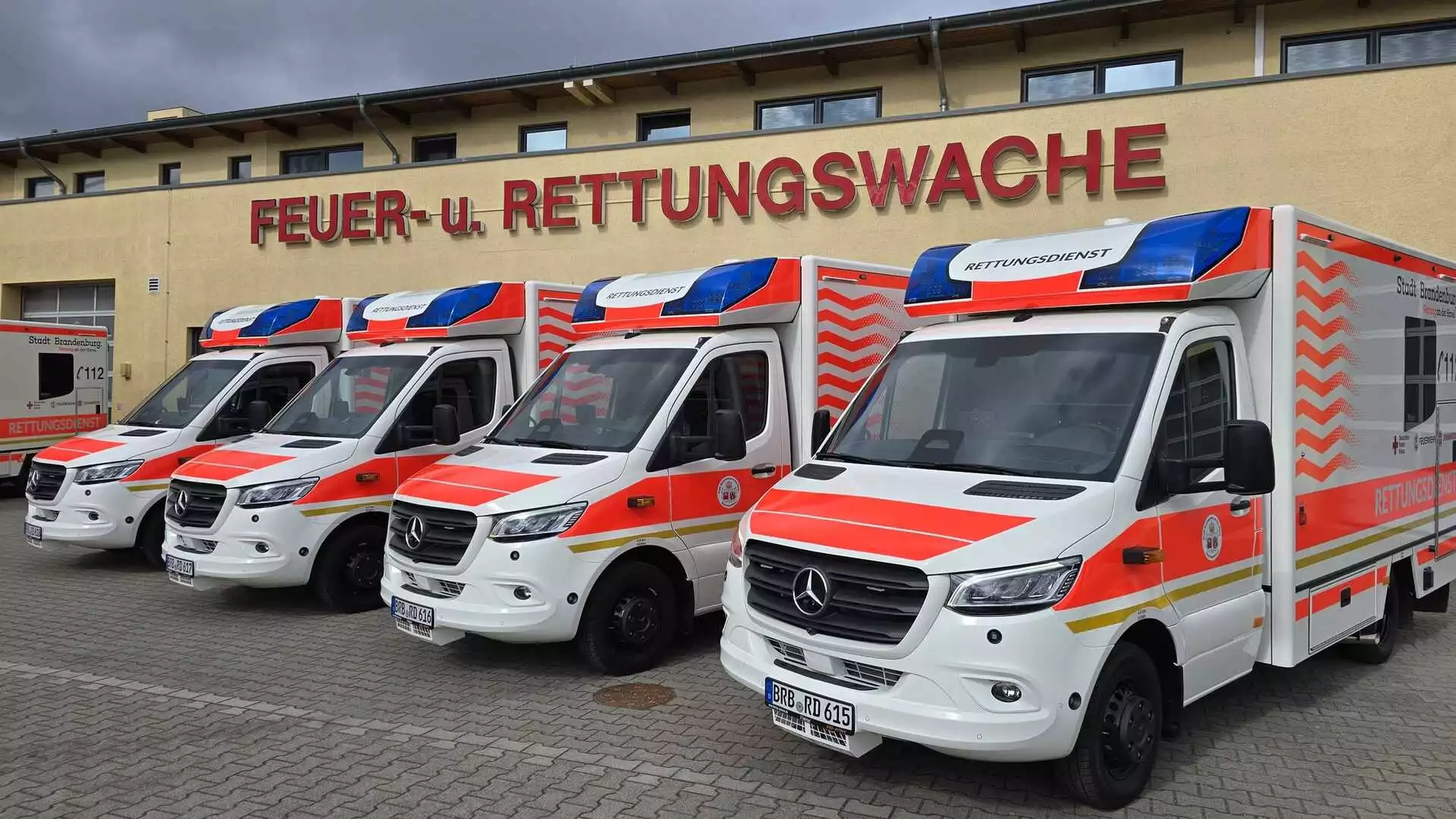 Die moderne Rettungswagenflotte © Stadt Brandenburg an der Havel / Th. Messerschmidt