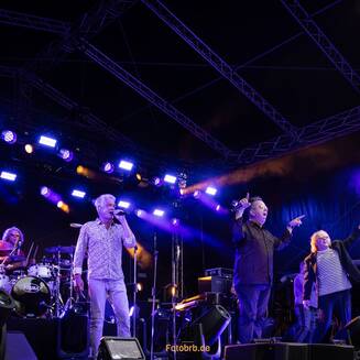 Popstars am Havelufer: Die Prinzen & No Angels ganz nah - Fotobrb: Faszination Fotografie aus Brandenburg an der Havel Die Prinzen auf der StWB-Bühne am Heinrich-Heine-Ufer