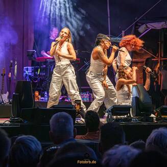 Popstars am Havelufer: Die Prinzen & No Angels ganz nah - Fotobrb: Faszination Fotografie aus Brandenburg an der Havel 61 Havelfest Brandenburg an der havel StWB Konzertabend Foto Marco Petig 3945