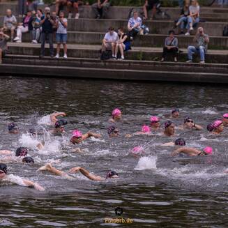 33. Brückenschwimmen: Schwimmfest an der Havel begeistert - fotobrb.de Brueckenschwimmen 2026 Foto Marco Petig 4041