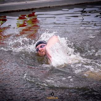 33. Brückenschwimmen: Schwimmfest an der Havel begeistert - fotobrb.de Brueckenschwimmen 2026 Foto Marco Petig 4047