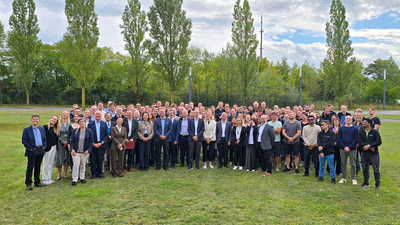 Gruppenfoto der Oxford-PV-Crew mit Gästen. © Stadt Brandenburg an der Havel / Th. Messerschmidt