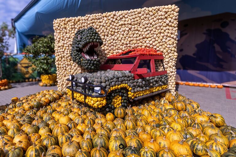 Jurassic Park: Dinosaurier sorgen für Spannung: „Jurassic Park“ gehört zu den spektakulären Motiven der Ausstellung.