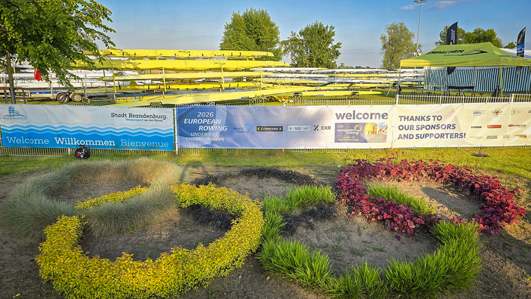 Ein sichtbares Zeichen für die olympische Idee ziert die Regattastrecke. © Stadt Brandenburg an der Havel / Th. Messerschmidt