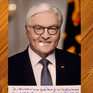 Bundespräsident Frank-Walter Steinmeier gratulierte den Altstädtern mit einer persönlichen Grußbotschaft zum 25-jährigen Bestehen. Foto: Die Altstädter