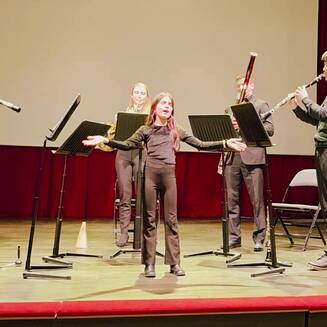 Alissia und Ensemble © Maria Kapshushenko