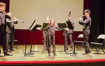 Alissia und Ensemble © Maria Kapshushenko