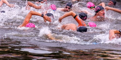Brandenburger Brückenschwimmen mit 170 Teilnehmern