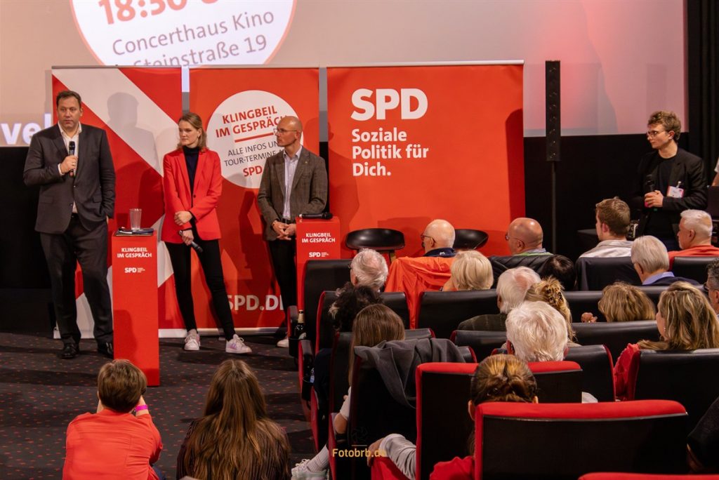 SPD-Co-Vorsitzende und Vizekanzler Lars Klingbeil stellte sich in Brandenburg an der Havel den Fragen der Bürgerinnen und Bürger.